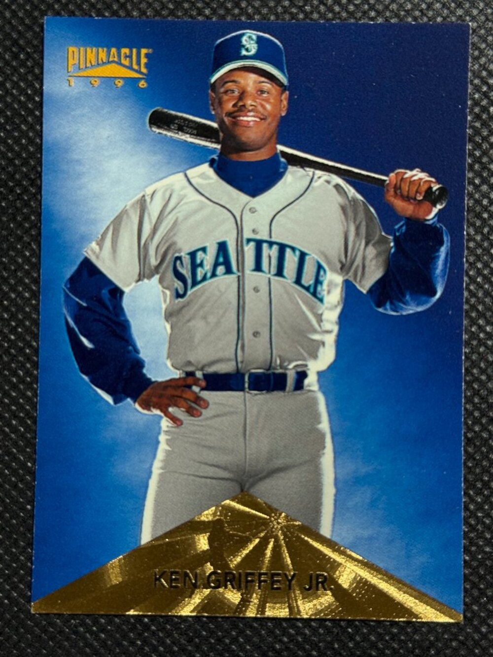 1996 Pinnacle #122 Ken Griffey Jr. Seattle Mariners HOF